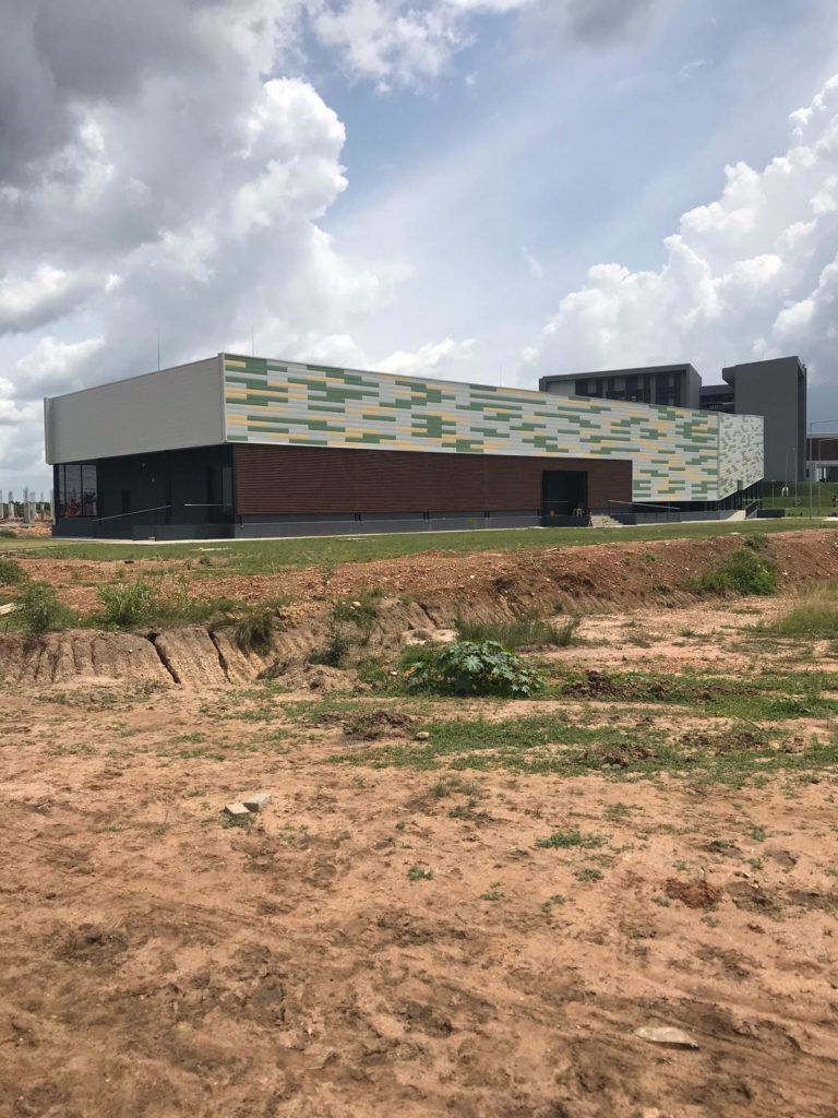 Multiporpose Building
